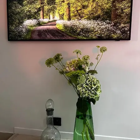 Apartment Montmartre Retreat | Private Garden & Style *