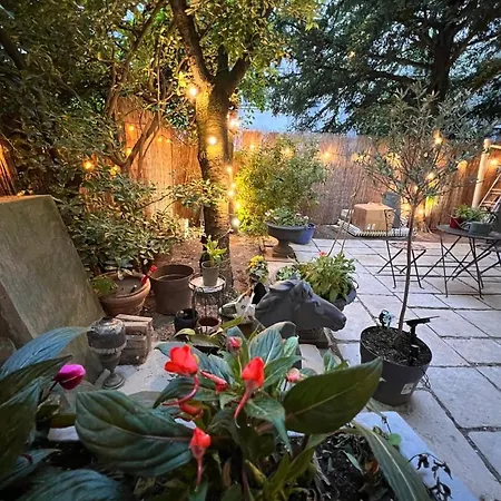 Montmartre Retreat | Private Garden & Style Paris