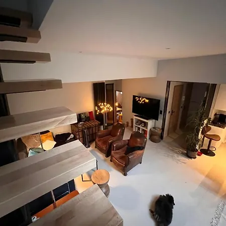 Montmartre Retreat | Private Garden & Style Appartamento