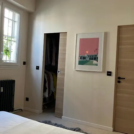 Montmartre Retreat | Private Garden & Style